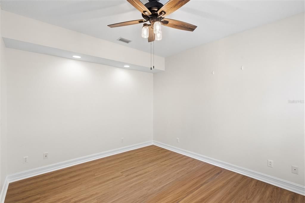 For Sale: $1,199,000 (3 beds, 3 baths, 2695 Square Feet)