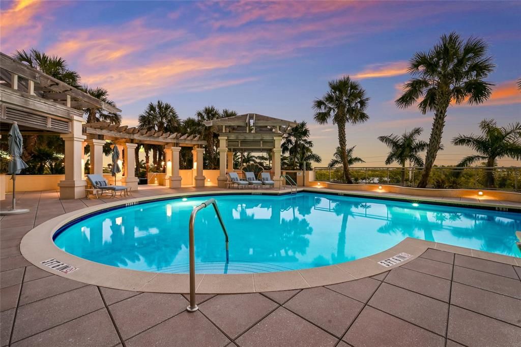 En Venta: $9,800,000 (4 camas, 6 baños, 6332 Pies cuadrados)
