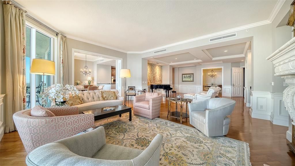 En Venta: $9,800,000 (4 camas, 6 baños, 6332 Pies cuadrados)