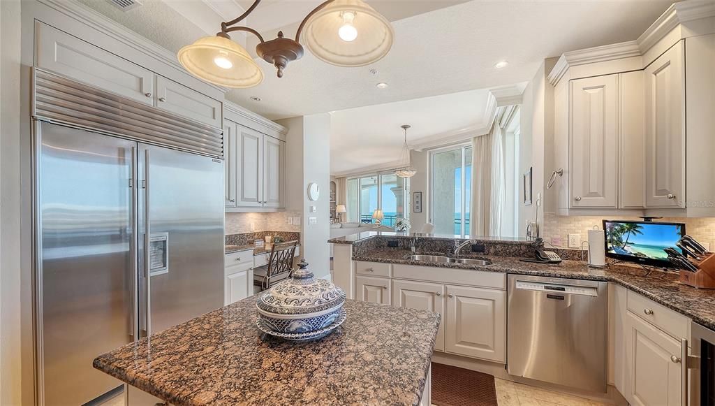 En Venta: $9,800,000 (4 camas, 6 baños, 6332 Pies cuadrados)