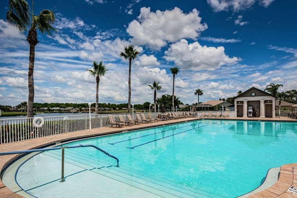 En Venta: $395,000 (3 camas, 2 baños, 2031 Pies cuadrados)