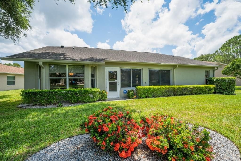 En Venta: $395,000 (3 camas, 2 baños, 2031 Pies cuadrados)