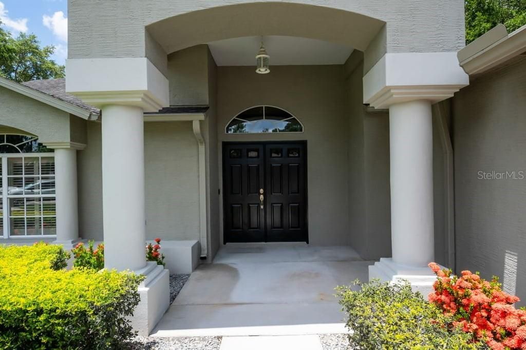 En Venta: $395,000 (3 camas, 2 baños, 2031 Pies cuadrados)