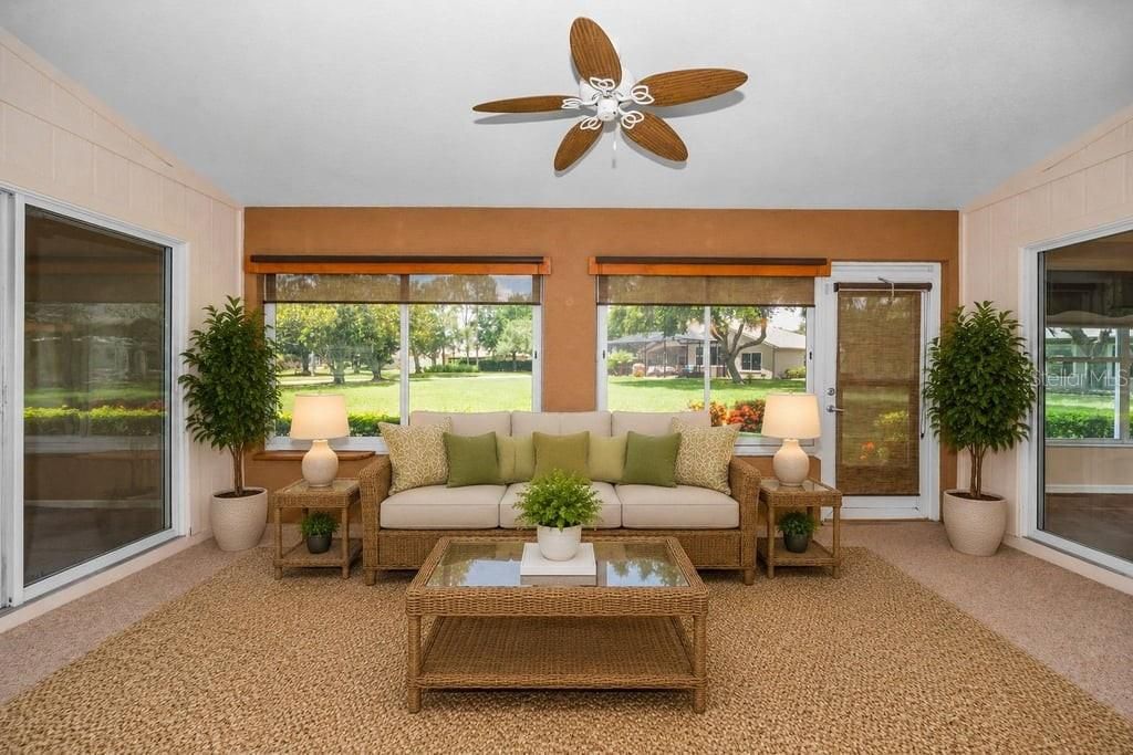 En Venta: $395,000 (3 camas, 2 baños, 2031 Pies cuadrados)