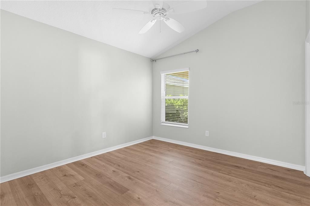 For Sale: $368,900 (3 beds, 2 baths, 1492 Square Feet)