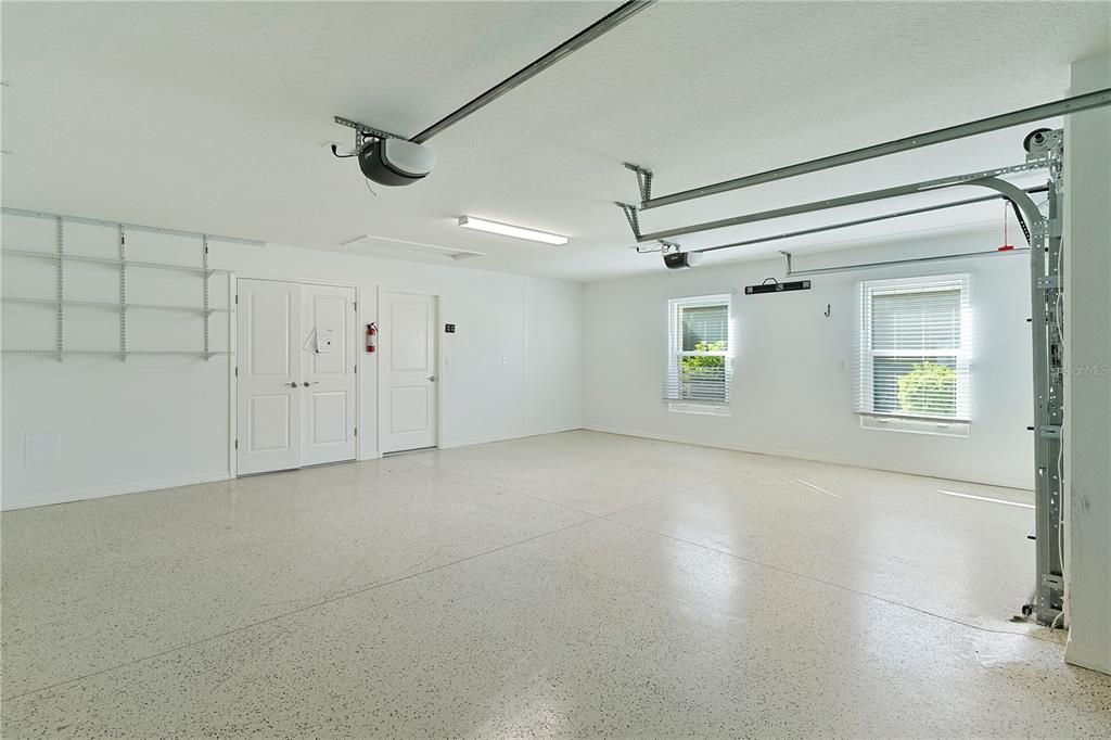 For Sale: $368,900 (3 beds, 2 baths, 1492 Square Feet)