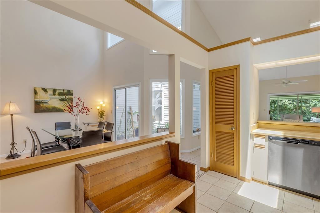 En Venta: $229,000 (2 camas, 2 baños, 1178 Pies cuadrados)