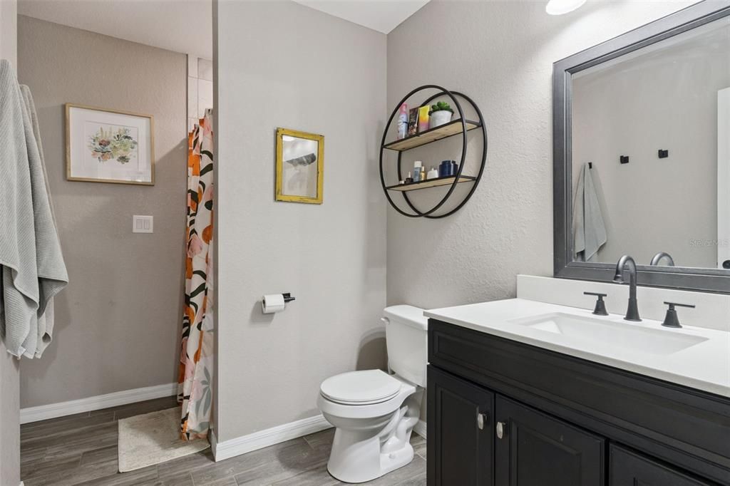 For Sale: $275,000 (3 beds, 2 baths, 1652 Square Feet)