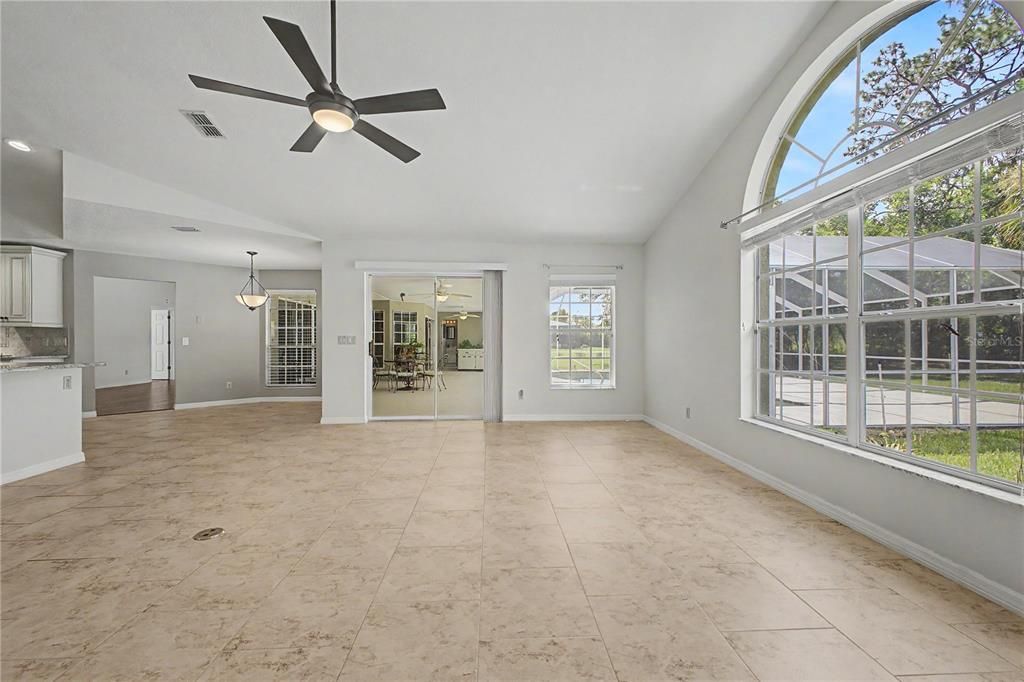 For Sale: $545,000 (4 beds, 3 baths, 2991 Square Feet)