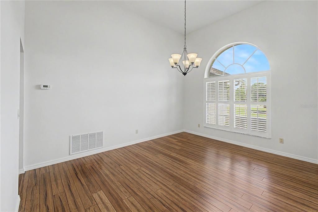 For Sale: $545,000 (4 beds, 3 baths, 2991 Square Feet)