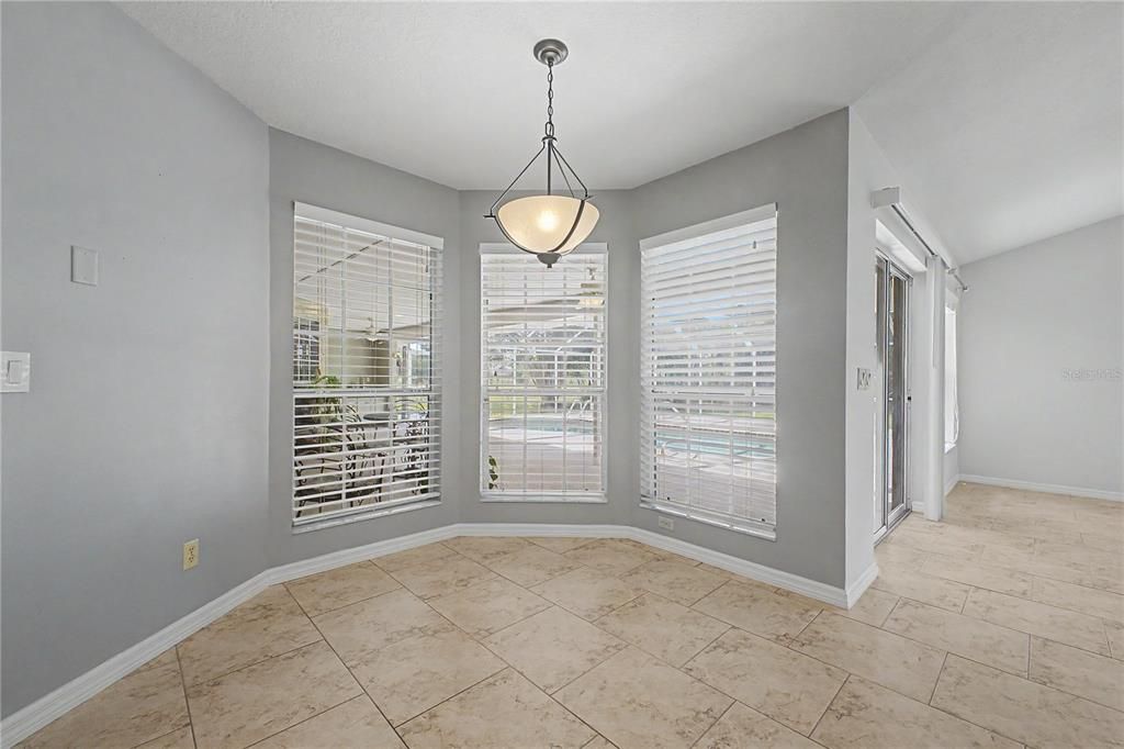 For Sale: $545,000 (4 beds, 3 baths, 2991 Square Feet)