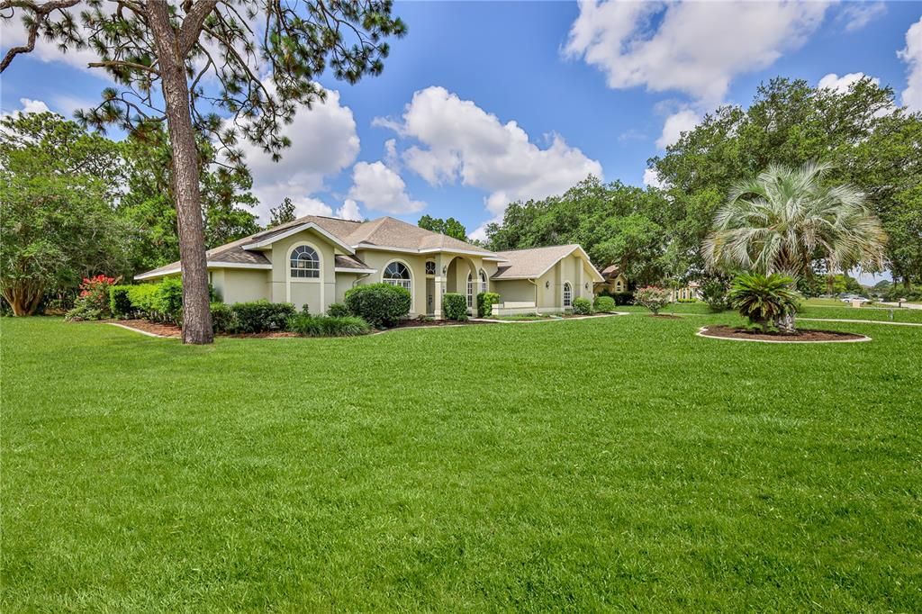 For Sale: $545,000 (4 beds, 3 baths, 2991 Square Feet)