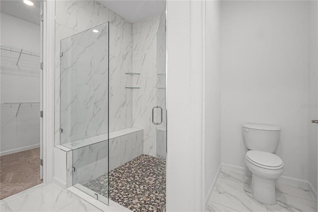 На продажу: $599,990 (3 спален, 3 ванн, 2129 Квадратных фут)