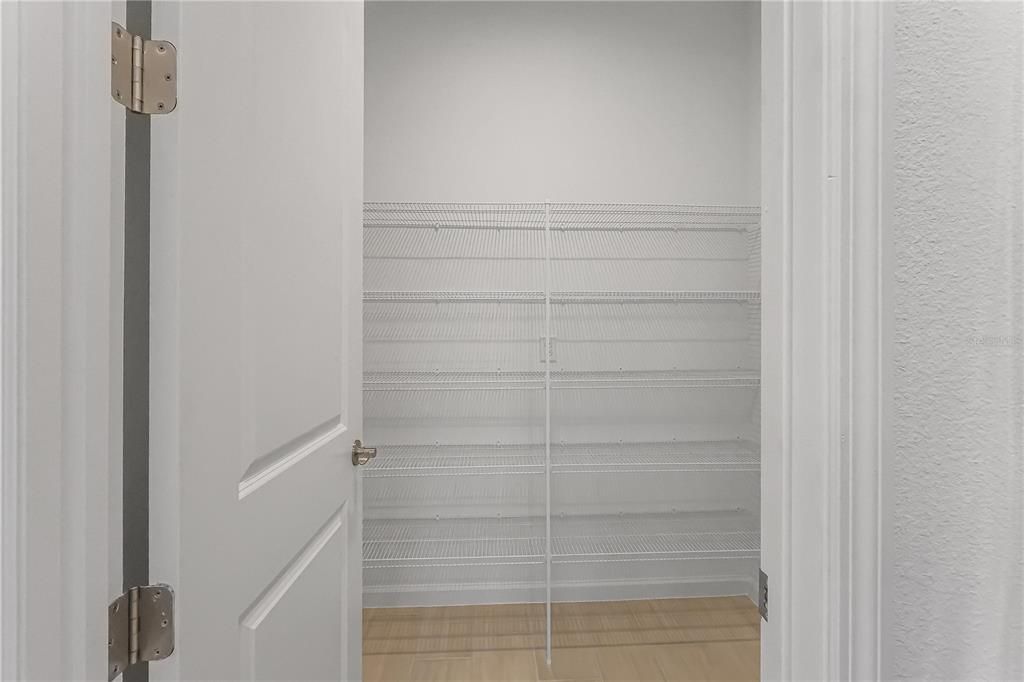 На продажу: $599,990 (3 спален, 3 ванн, 2129 Квадратных фут)