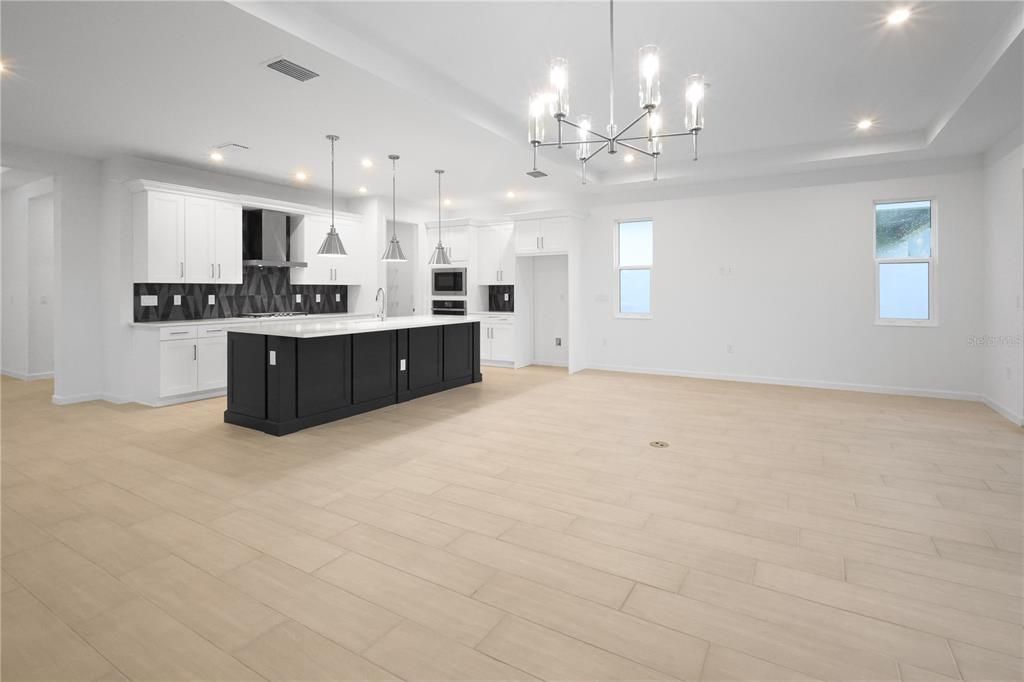 На продажу: $599,990 (3 спален, 3 ванн, 2129 Квадратных фут)