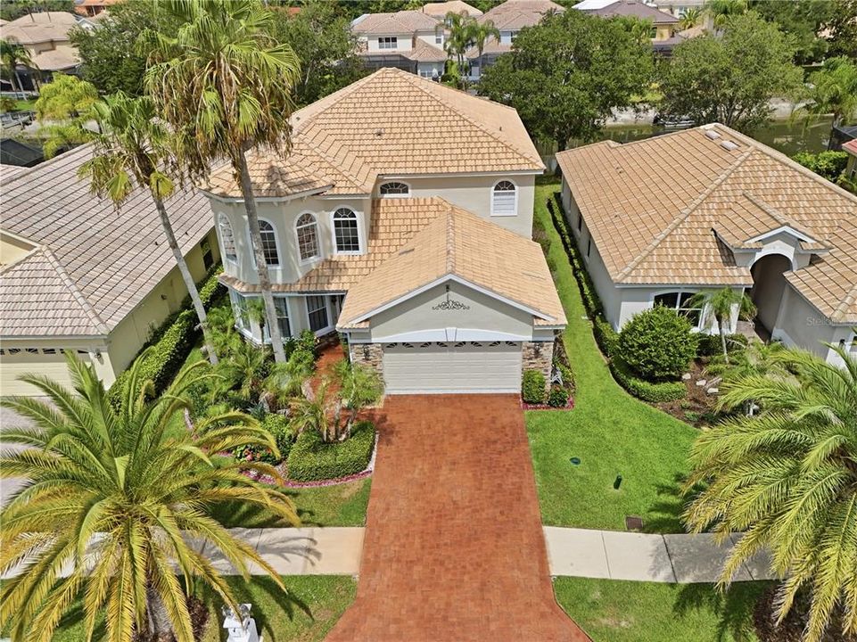 En Venta: $649,000 (4 camas, 3 baños, 2918 Pies cuadrados)