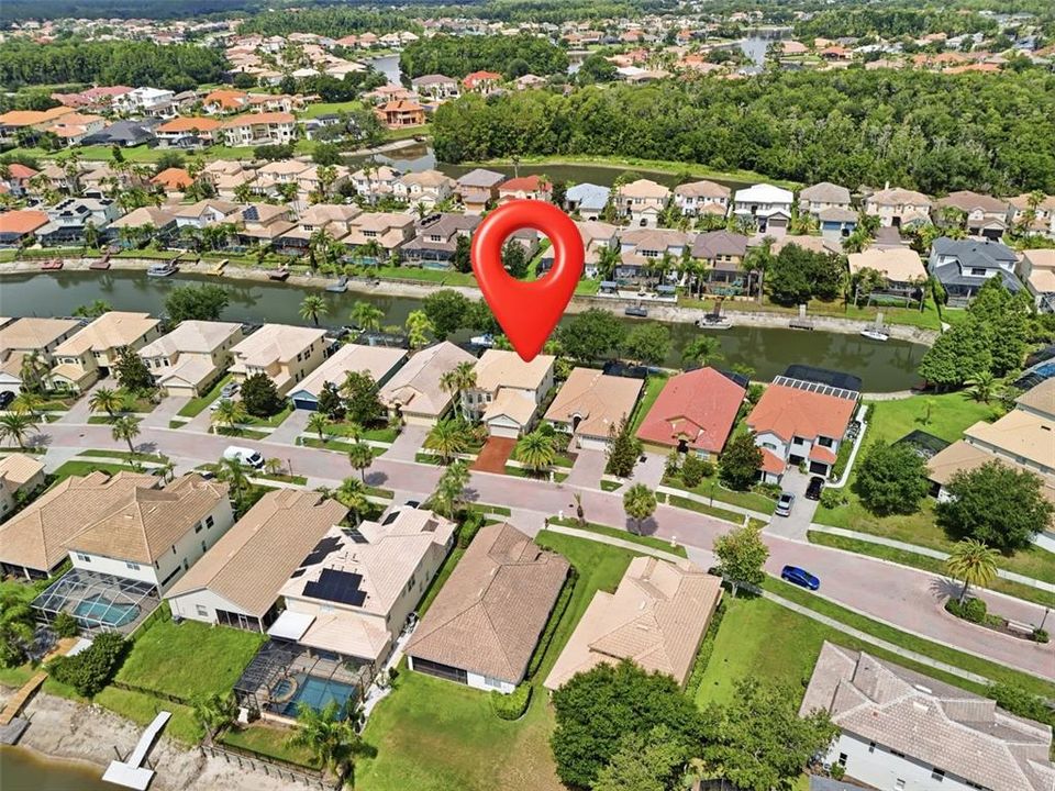 En Venta: $649,000 (4 camas, 3 baños, 2918 Pies cuadrados)