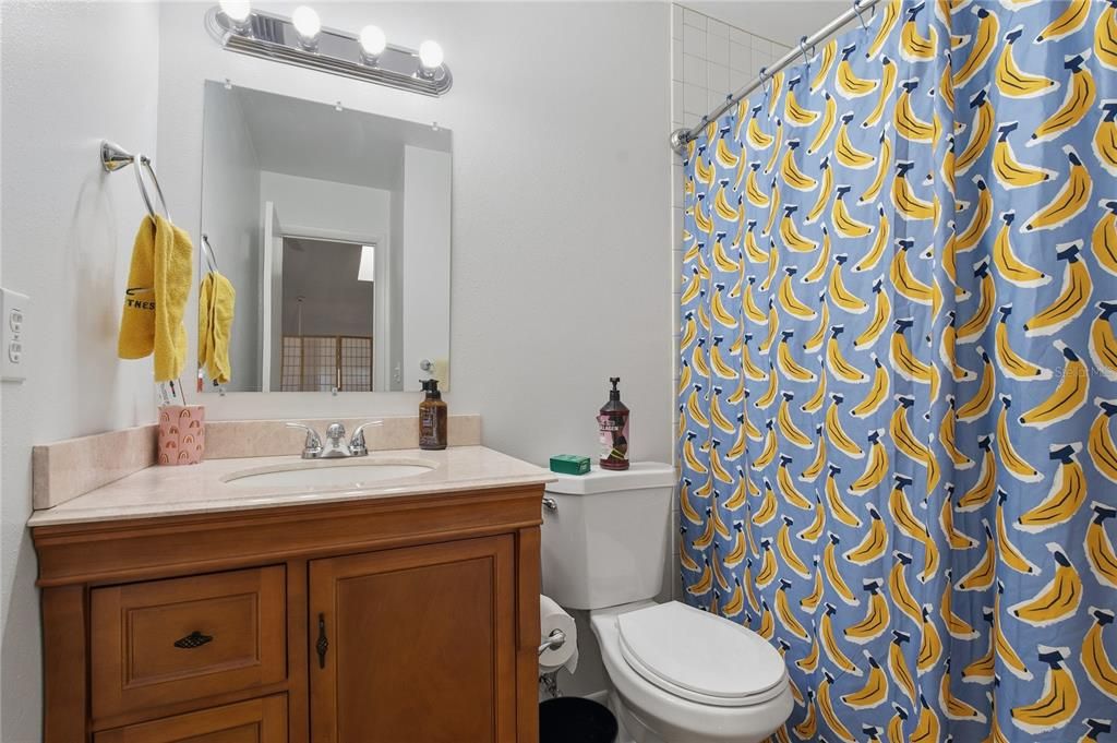 На продажу: $287,999 (3 спален, 3 ванн, 1844 Квадратных фут)