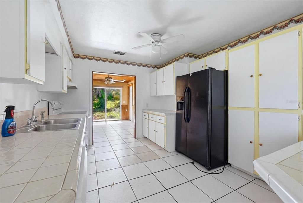 En Venta: $380,000 (6 camas, 0 baños, 2798 Pies cuadrados)