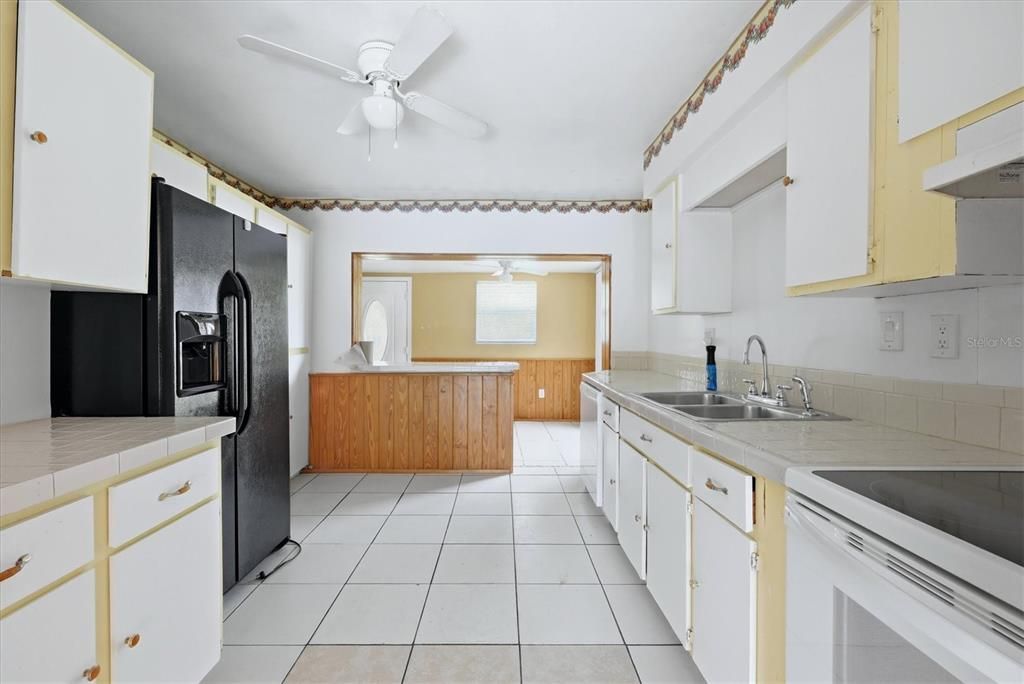 En Venta: $380,000 (6 camas, 0 baños, 2798 Pies cuadrados)