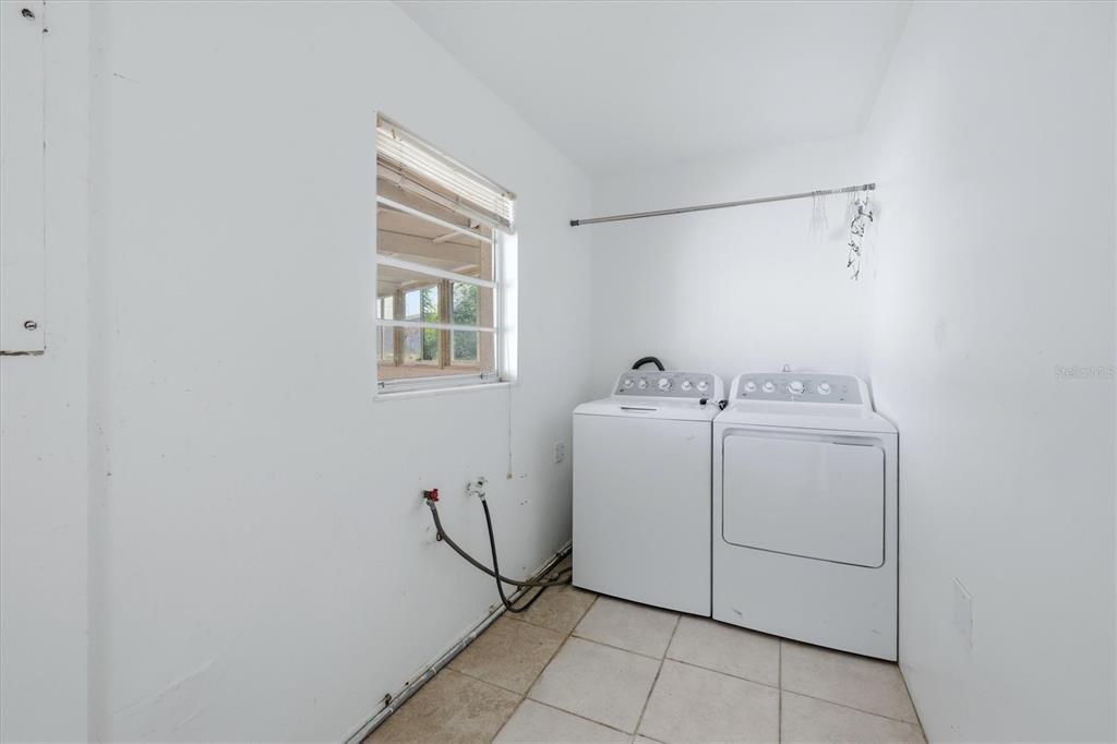 En Venta: $380,000 (6 camas, 0 baños, 2798 Pies cuadrados)