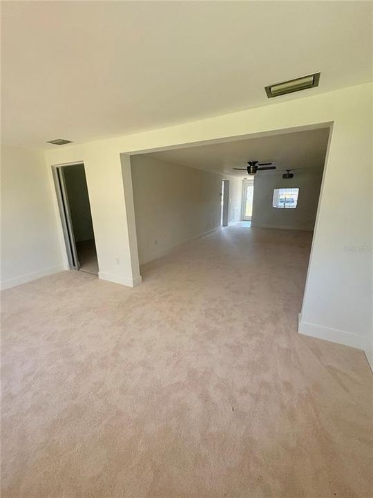 En Renta: $1,295 (2 camas, 1 baños, 975 Pies cuadrados)