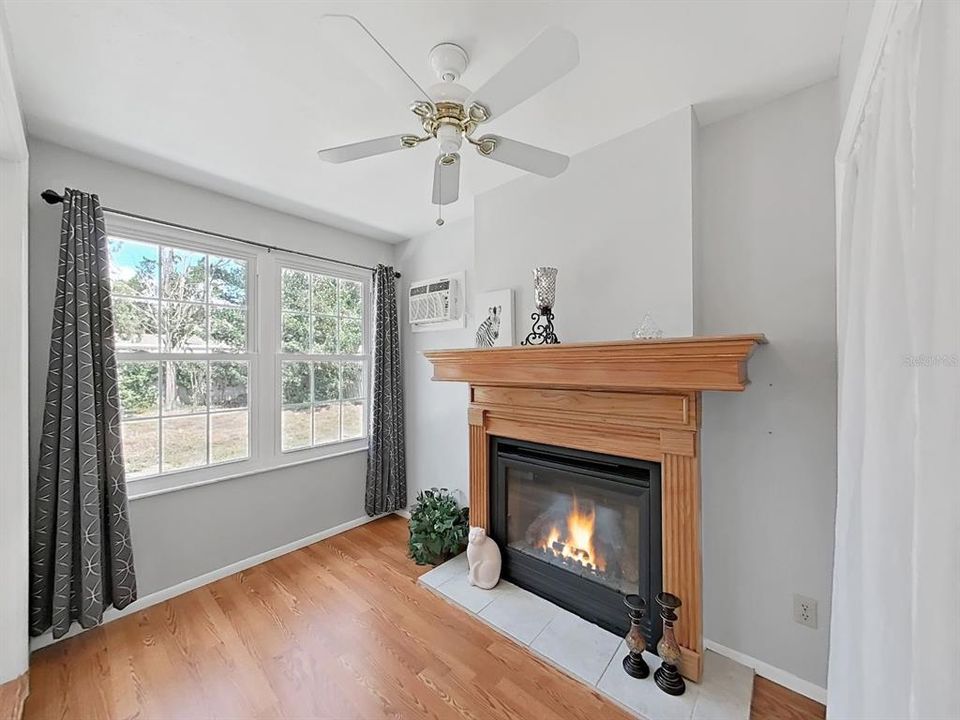 En Renta: $2,975 (3 camas, 2 baños, 2014 Pies cuadrados)