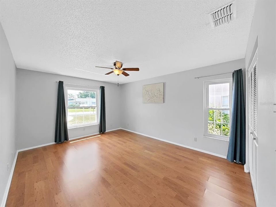 En Renta: $2,975 (3 camas, 2 baños, 2014 Pies cuadrados)