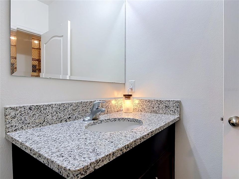 На продажу: $399,000 (3 спален, 2 ванн, 1650 Квадратных фут)