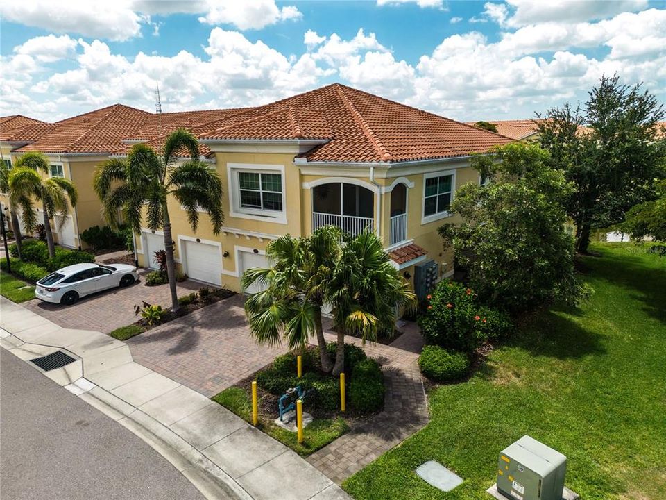 En Venta: $320,000 (3 camas, 2 baños, 1430 Pies cuadrados)