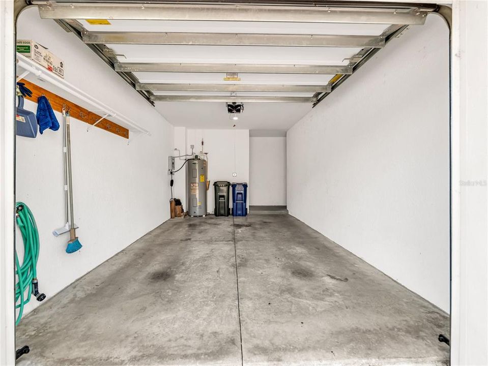 En Venta: $320,000 (3 camas, 2 baños, 1430 Pies cuadrados)