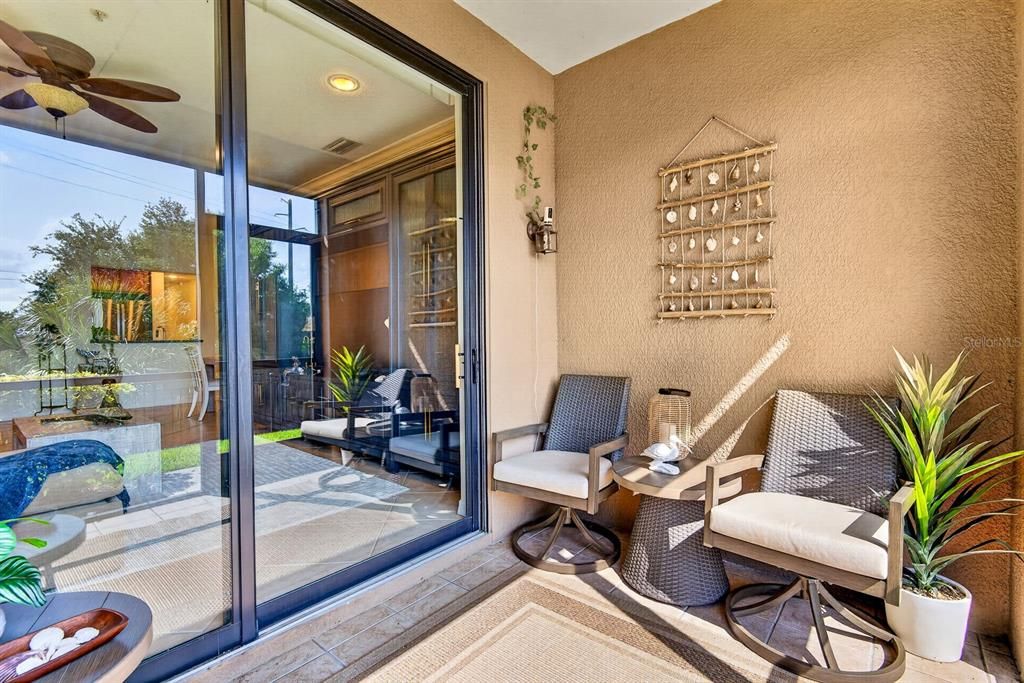 For Sale: $325,000 (3 beds, 2 baths, 1381 Square Feet)