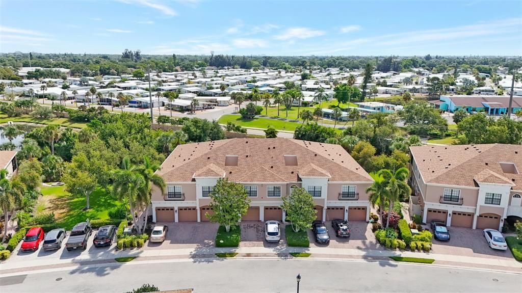 For Sale: $325,000 (3 beds, 2 baths, 1381 Square Feet)