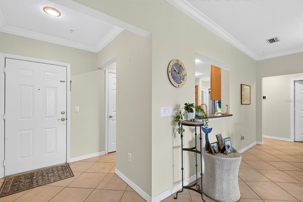 For Sale: $325,000 (3 beds, 2 baths, 1381 Square Feet)