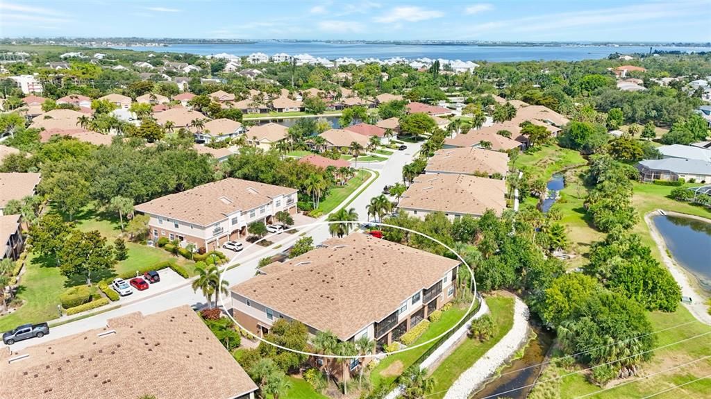 For Sale: $325,000 (3 beds, 2 baths, 1381 Square Feet)