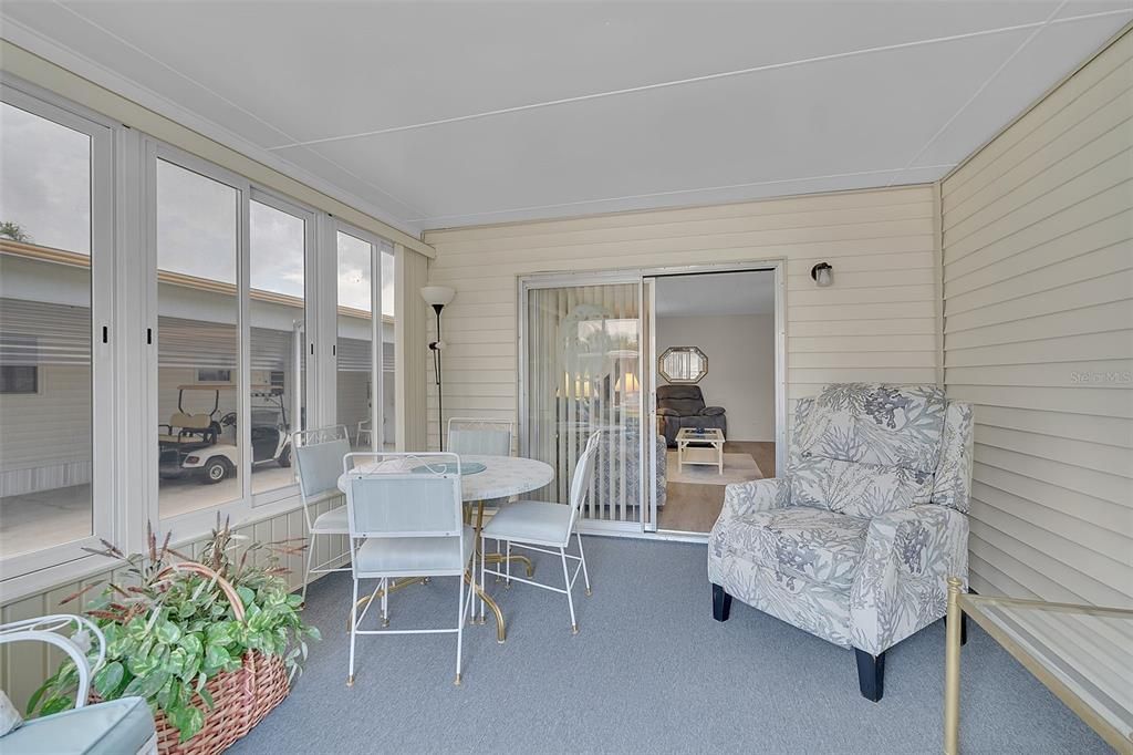 For Sale: $154,000 (2 beds, 2 baths, 1104 Square Feet)