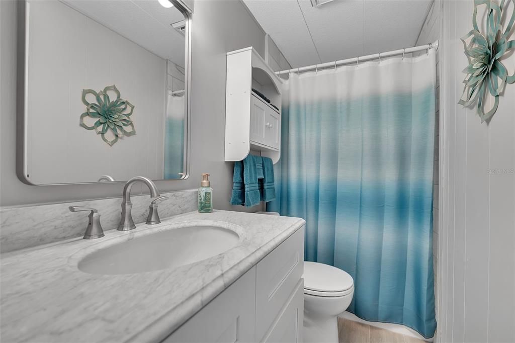 For Sale: $154,000 (2 beds, 2 baths, 1104 Square Feet)