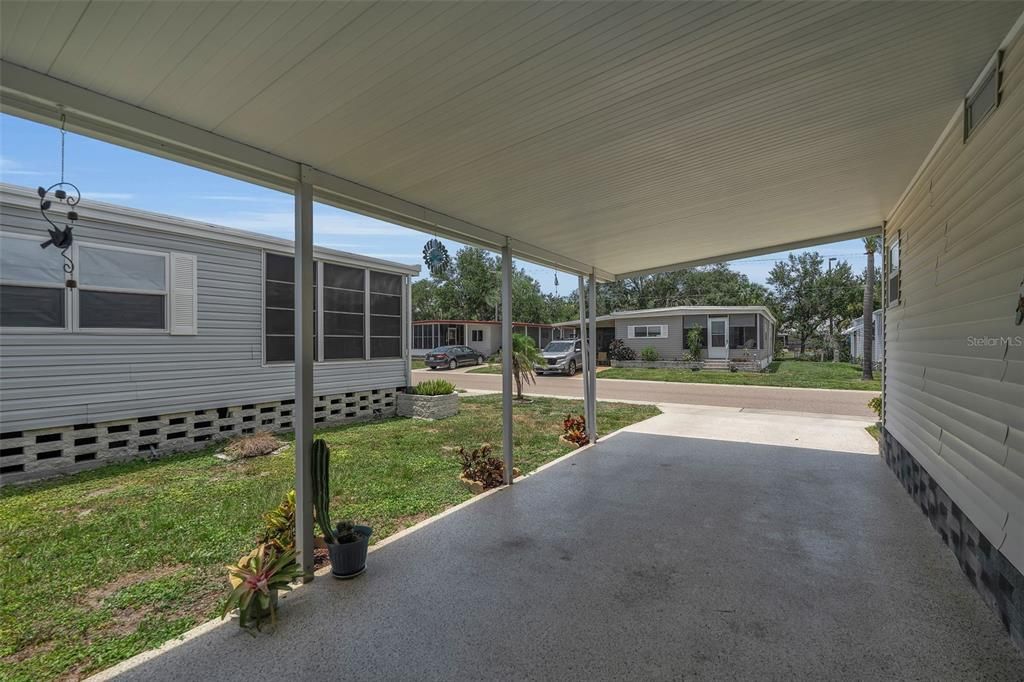 For Sale: $154,000 (2 beds, 2 baths, 1104 Square Feet)