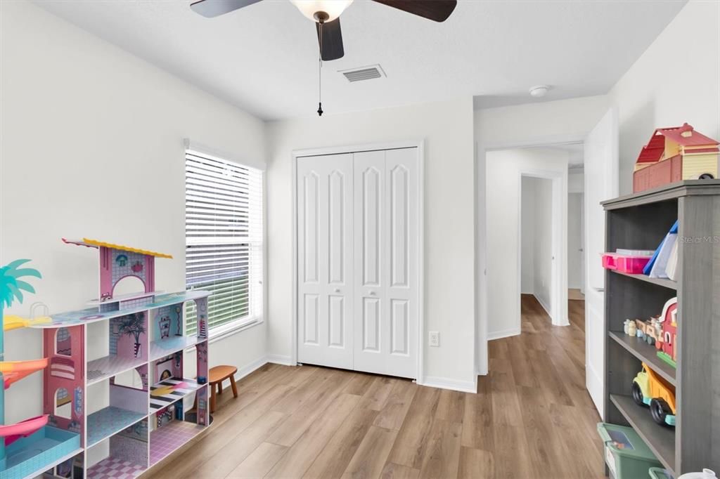 En Venta: $459,900 (3 camas, 2 baños, 1713 Pies cuadrados)