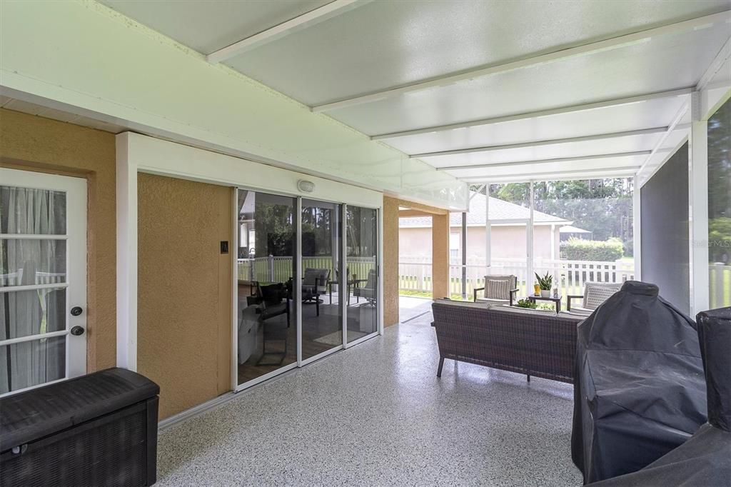 En Venta: $459,900 (3 camas, 2 baños, 1713 Pies cuadrados)