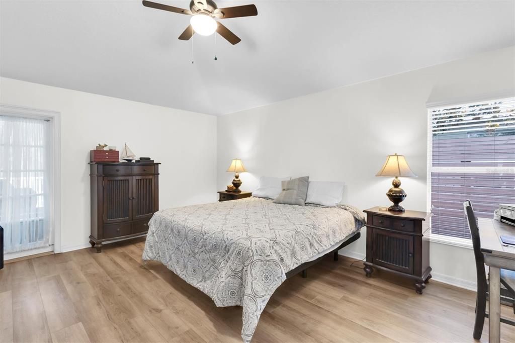 En Venta: $459,900 (3 camas, 2 baños, 1713 Pies cuadrados)