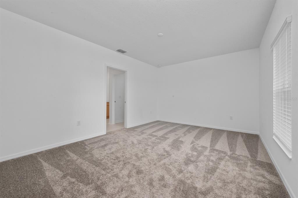 В аренду: $2,000 (3 спален, 2 ванн, 1432 Квадратных фут)