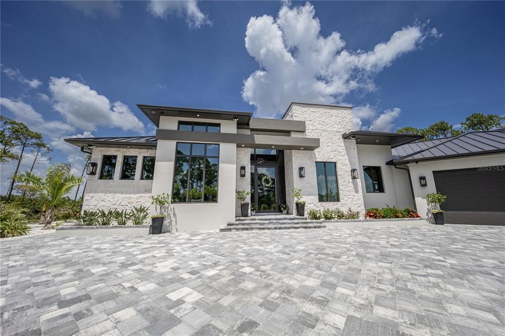На продажу: $2,999,900 (4 спален, 5 ванн, 5402 Квадратных фут)