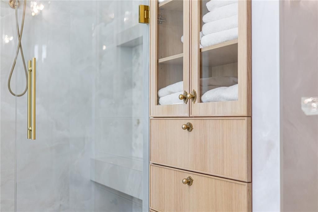 На продажу: $2,999,900 (4 спален, 5 ванн, 5402 Квадратных фут)