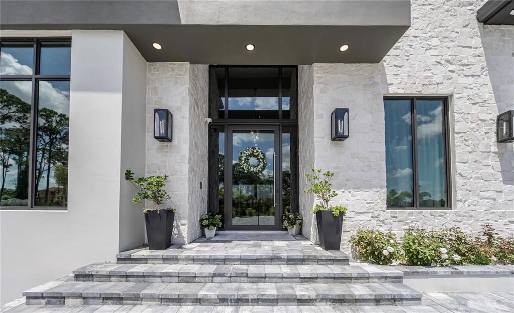 На продажу: $2,999,900 (4 спален, 5 ванн, 5402 Квадратных фут)