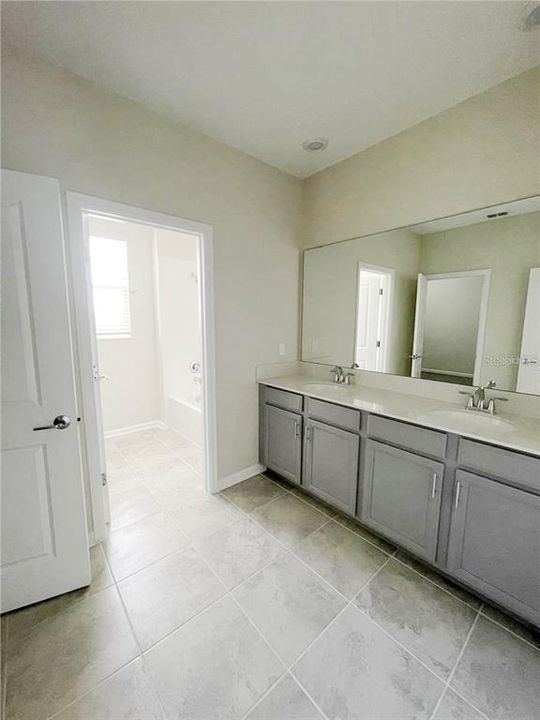 В аренду: $3,200 (4 спален, 3 ванн, 2302 Квадратных фут)