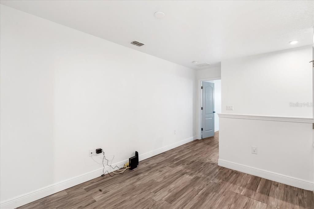 На продажу: $359,900 (3 спален, 2 ванн, 1771 Квадратных фут)