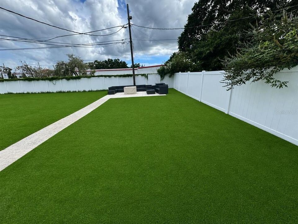 На продажу: $365,000 (3 спален, 1 ванн, 1252 Квадратных фут)