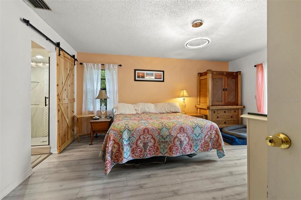 For Sale: $419,000 (3 beds, 2 baths, 1379 Square Feet)