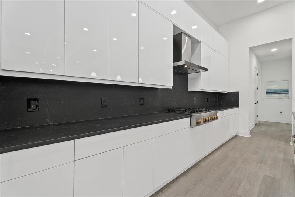 For Sale: $1,675,000 (4 beds, 4 baths, 3604 Square Feet)